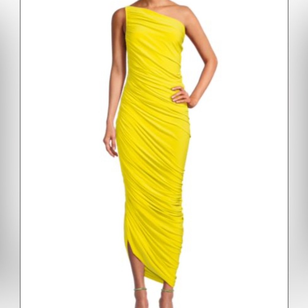 Norma Kamali Diana Draped Gown in Buttmilk